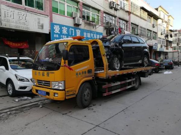 石台县吊车租赁_25吨吊车租赁价格是多少?